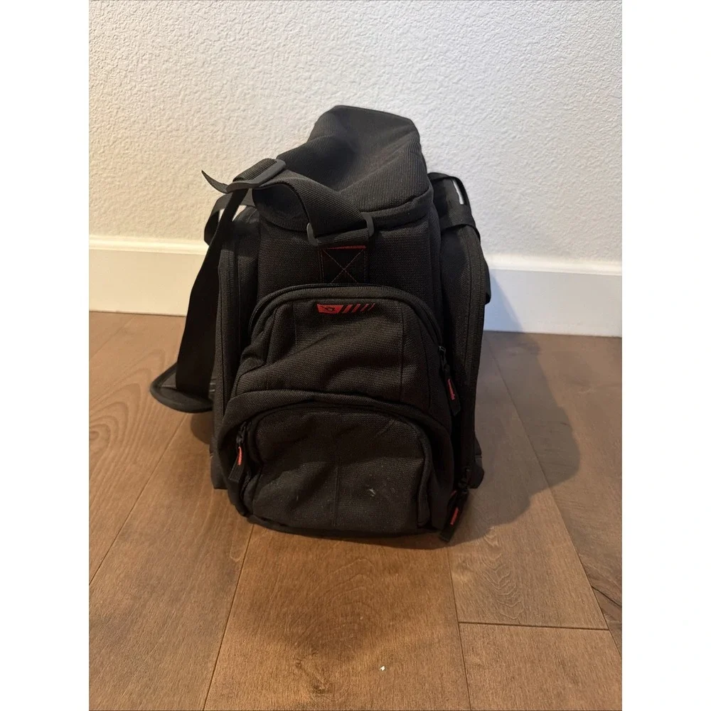 Oakley Breach Range Bag Duffel Pistol Shooting Ammunition Carry